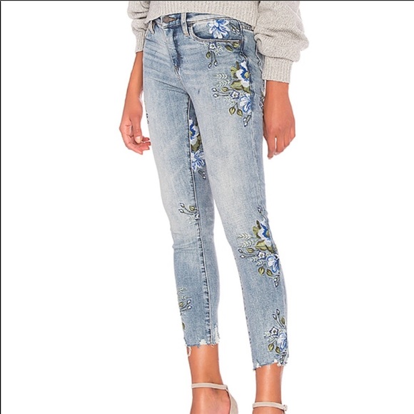 Blank NYC Denim - BLANK NYC Back to Nature Jeans Embroidery Floral